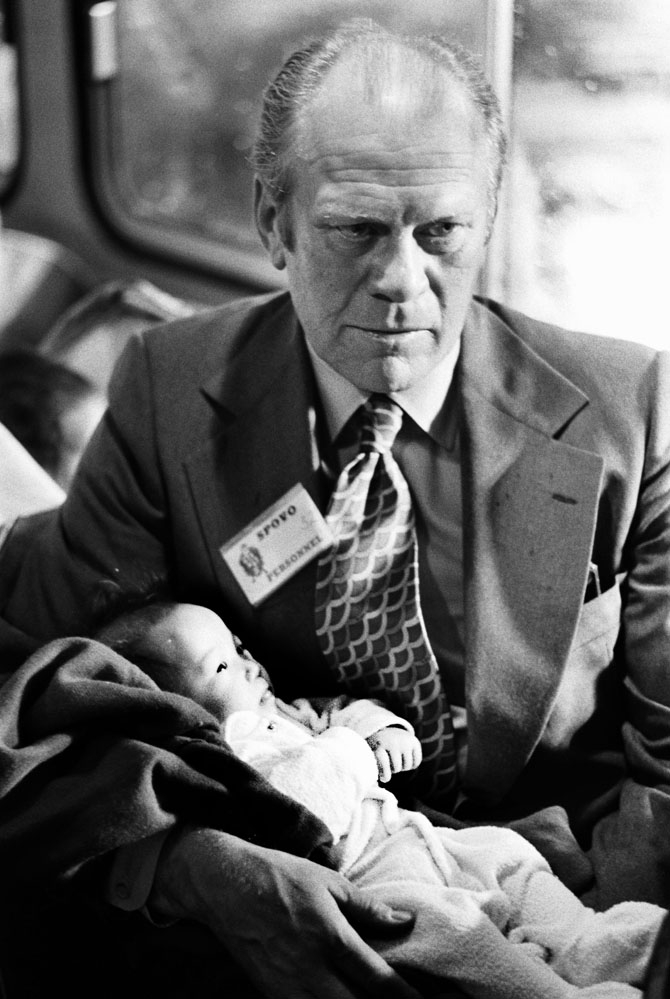 Präsident Ford Mit Operation Babylift Kinder