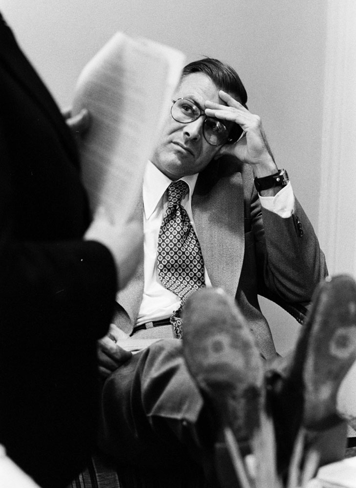 Rumsfeld in Kissingers Büro Während VN Evacuation
