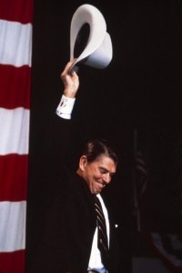 MONTANA - 1982: (NO U.S. TABLOID SALES NO SALES UNTIL JULY 1, 2003) President Ronald Reagan bids farewell after campaigning for a congressman 1982 Billings, M.T. (Photo by David Hume Kennerly/Getty Images)
