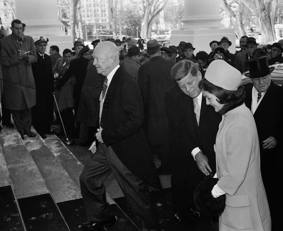 1961. Pres-elect JFK greeted by Pres. Eisenhower (LOC)