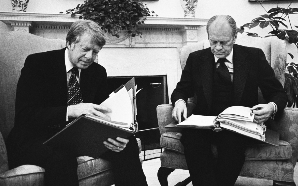 1976. Pres. Ford and Pres-elect Carter in Oval Office (DHK Photo)