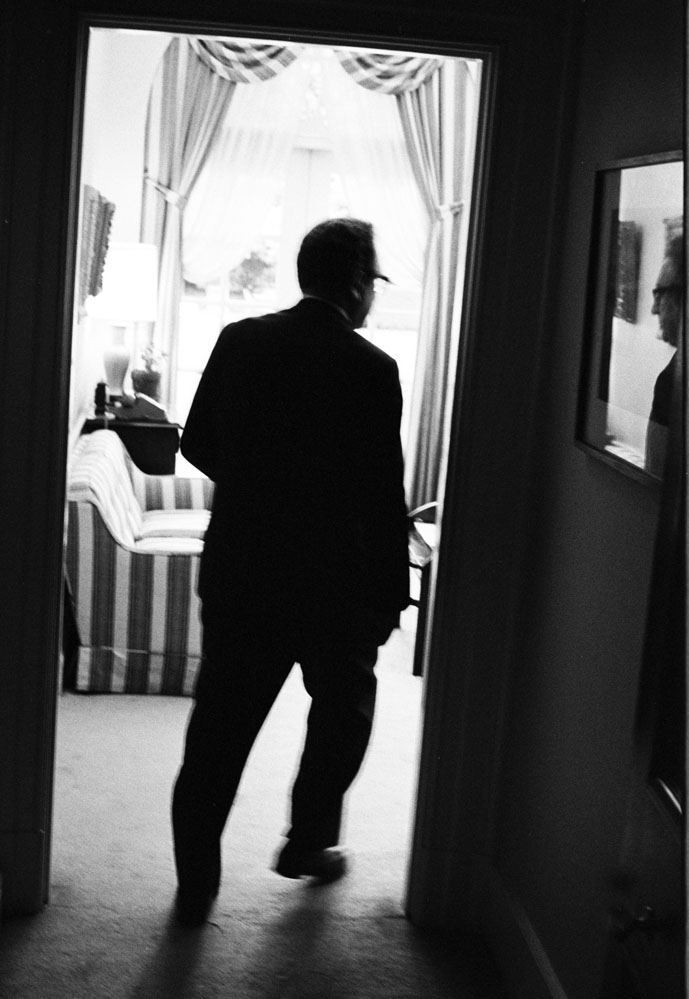 Kissinger Races to Meeting With President Ford