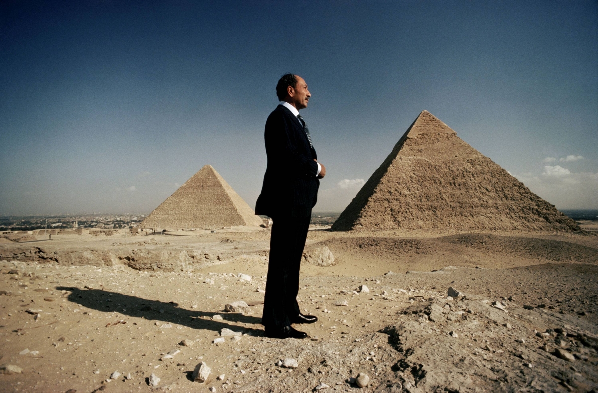 Sadat at Pyramids 777